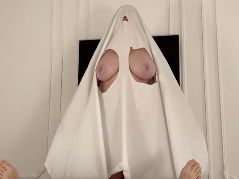KiloPantyhose presents: Fucked big titty ghost on halloween