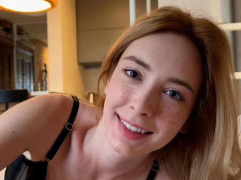 KiloPantyhose presents: Morning sex with your sweet girlfriend