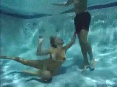 KiloPantyhose presents: She has a threesome underwater